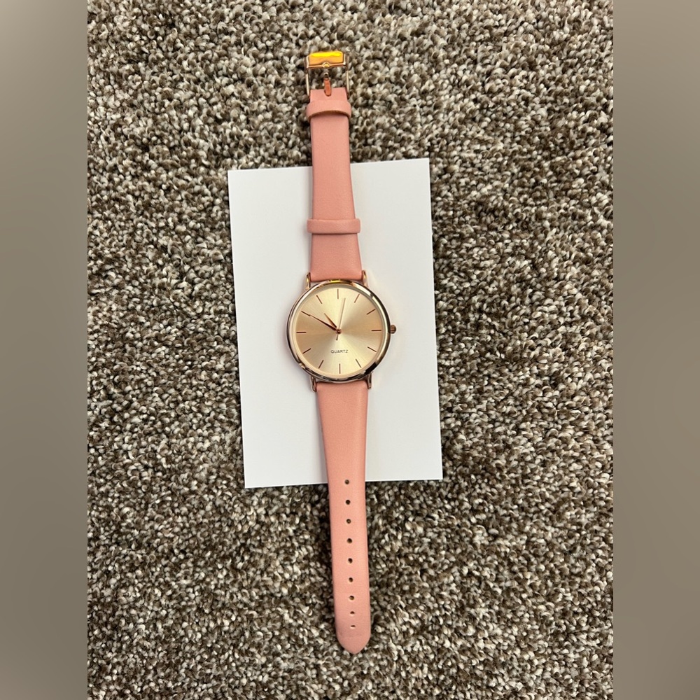 Women's Watch - Picture 2 of 3